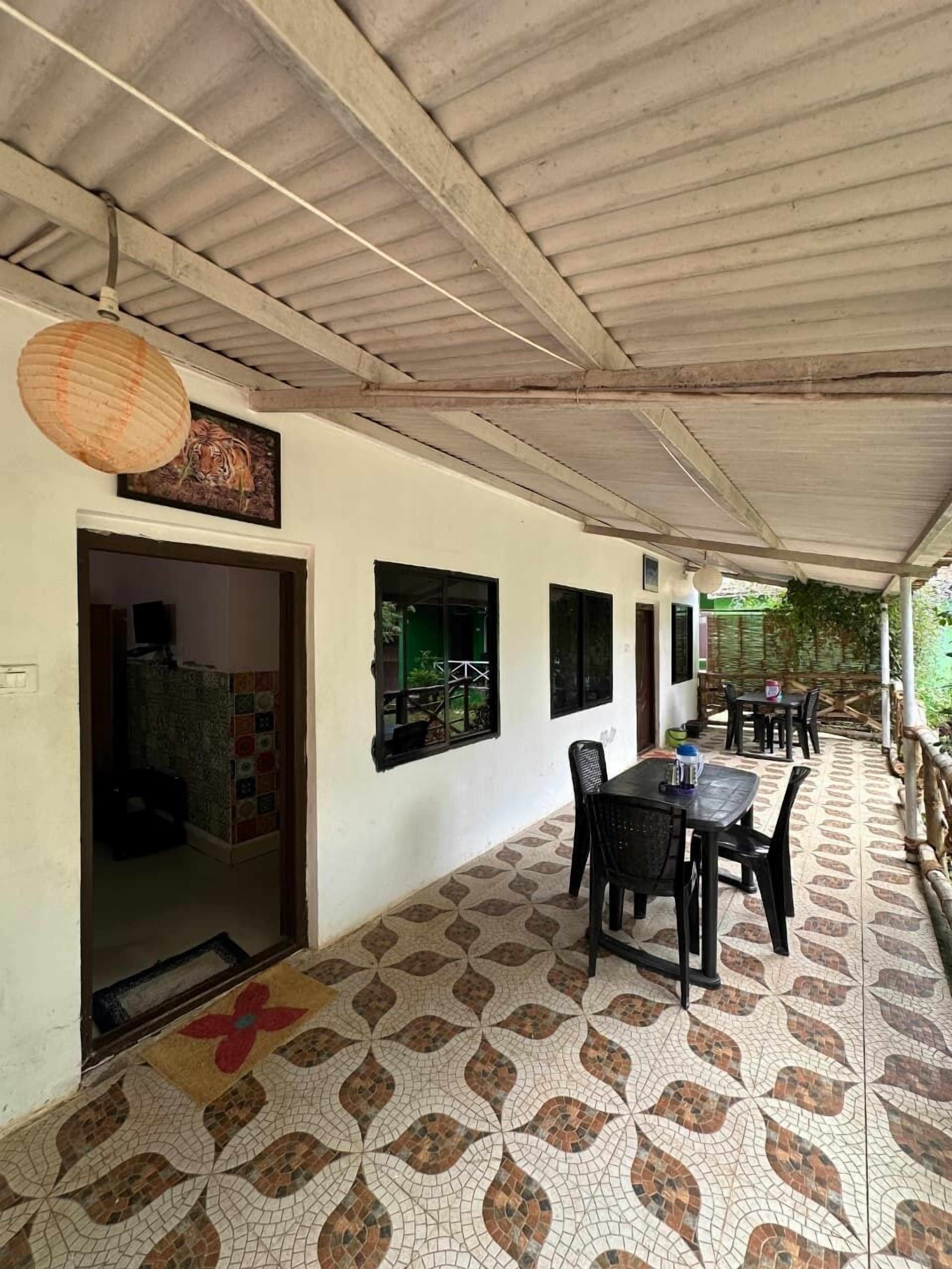 Deluxe Double Room, Patio, Mountain View