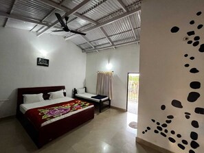 Room - The Big Cat's Den - Maravakandy Resort (Masinagudi)