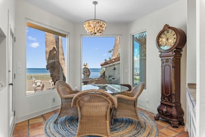 Dining - Five Bedroom House Bayfront (South Padre Island)