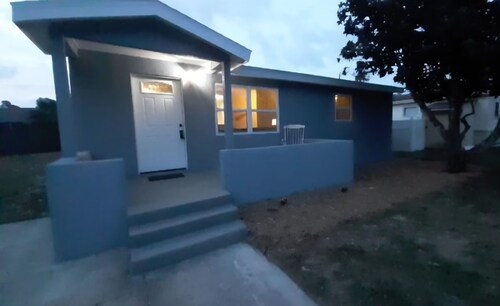 Welcoming home with everything you need in Cocoa - 2 bedrooms