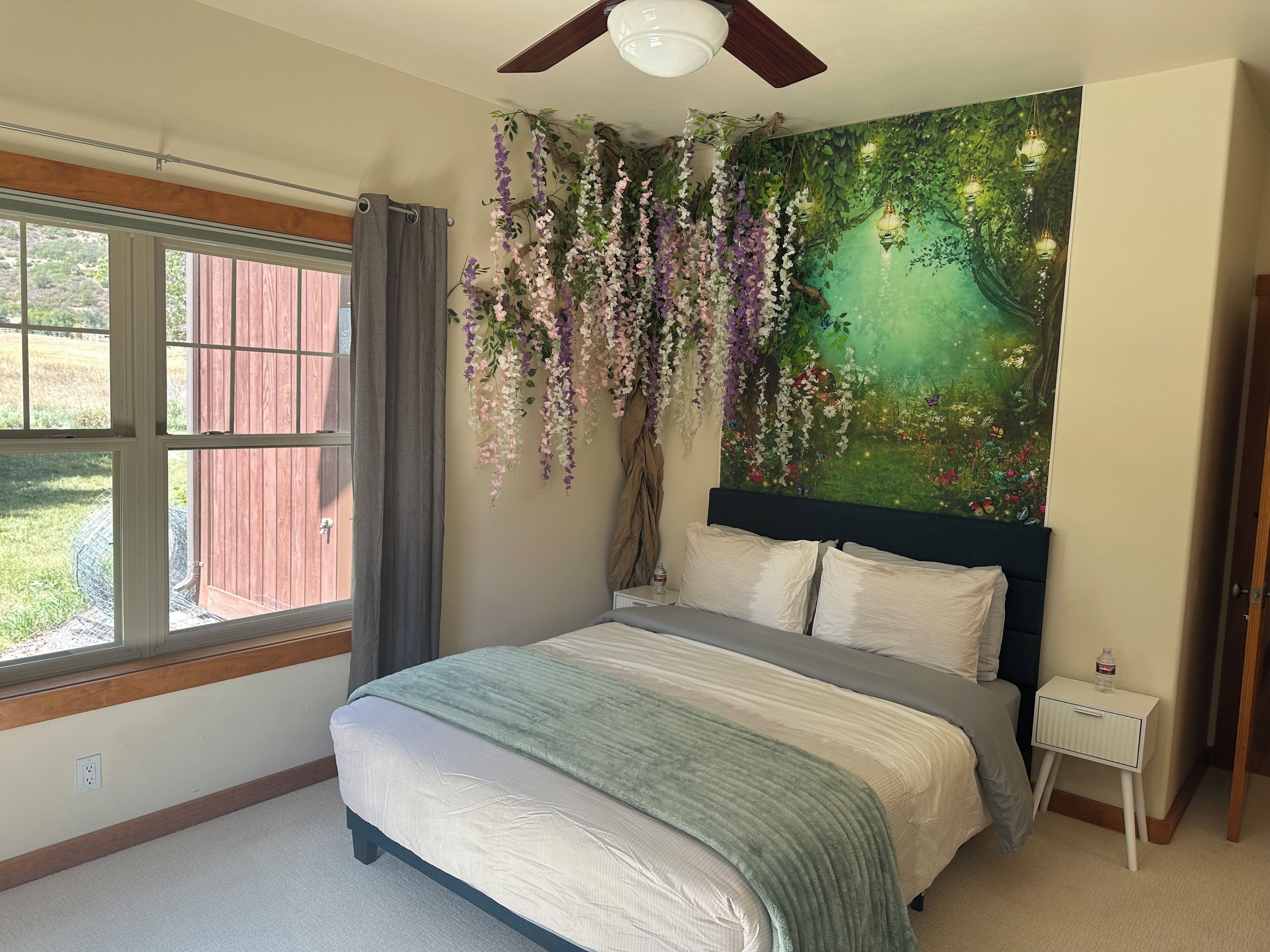 7 bedrooms, iron/ironing board, internet, bed sheets