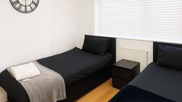 4 bedrooms, free WiFi, bed sheets