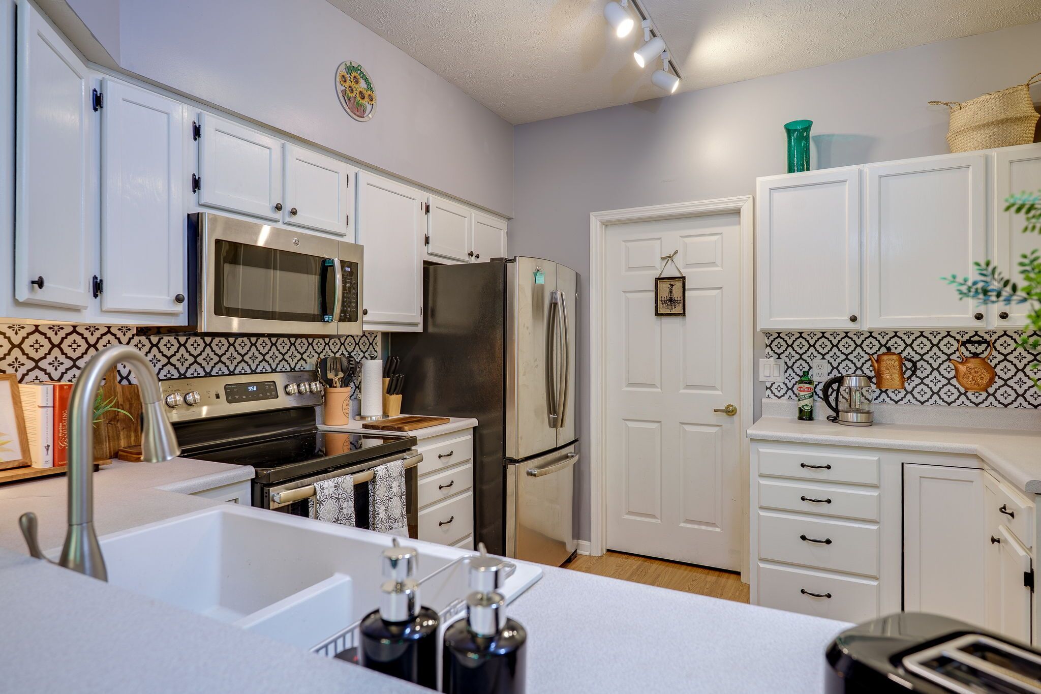 微波炉、烤箱、炉灶、洗碗机