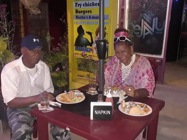 经典开间 | 客房内保险箱、隔音、熨斗/熨衣板、免费 WiFi