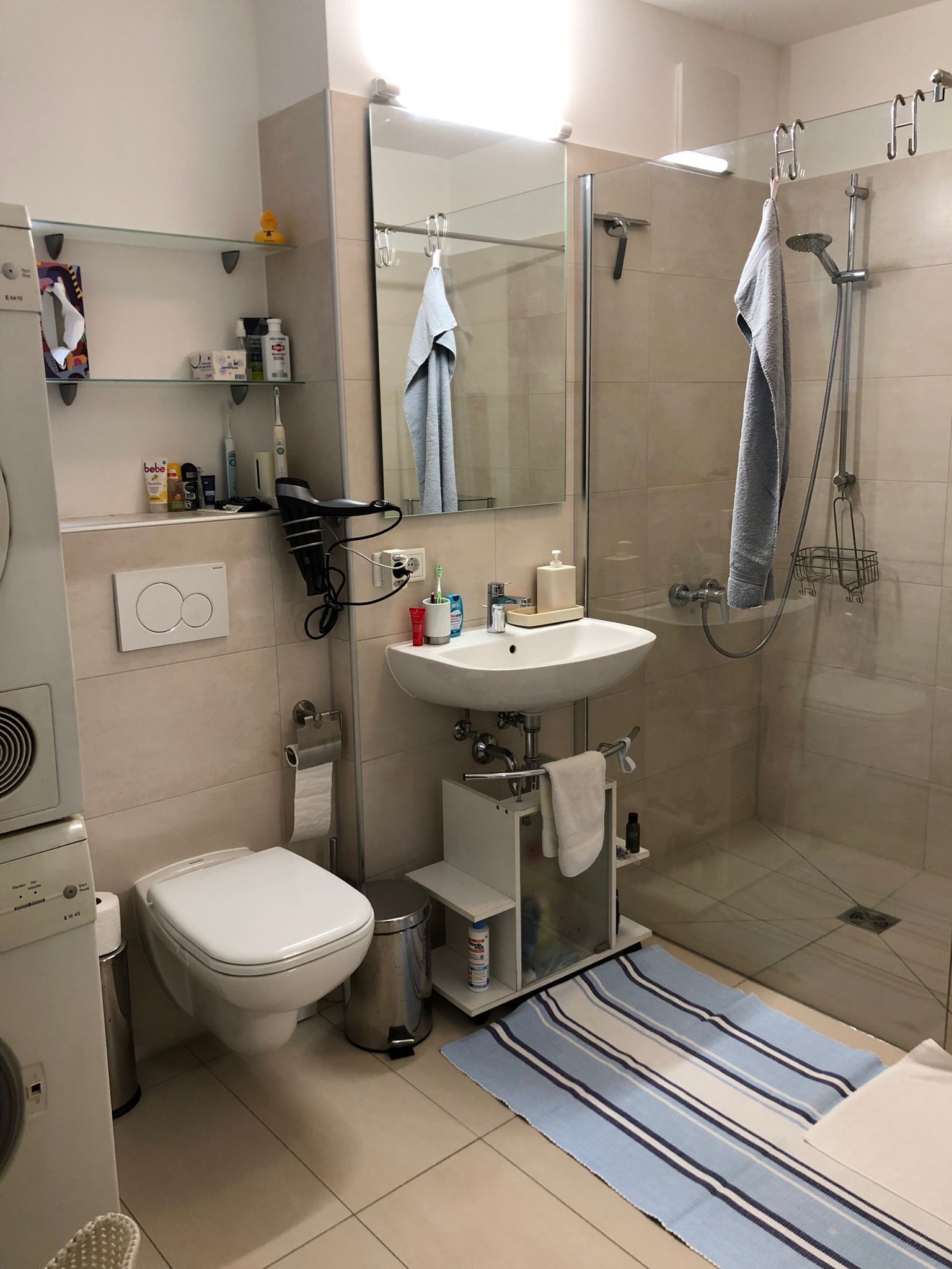 淋浴設備、風筒、提供毛巾、番梘