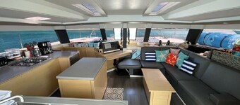 5 Cabin Catamaran Sailboat "Devine Sailing" at The Perry Hotel Marina & Resort