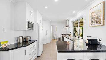 Fridge, microwave, oven, coffee/tea maker