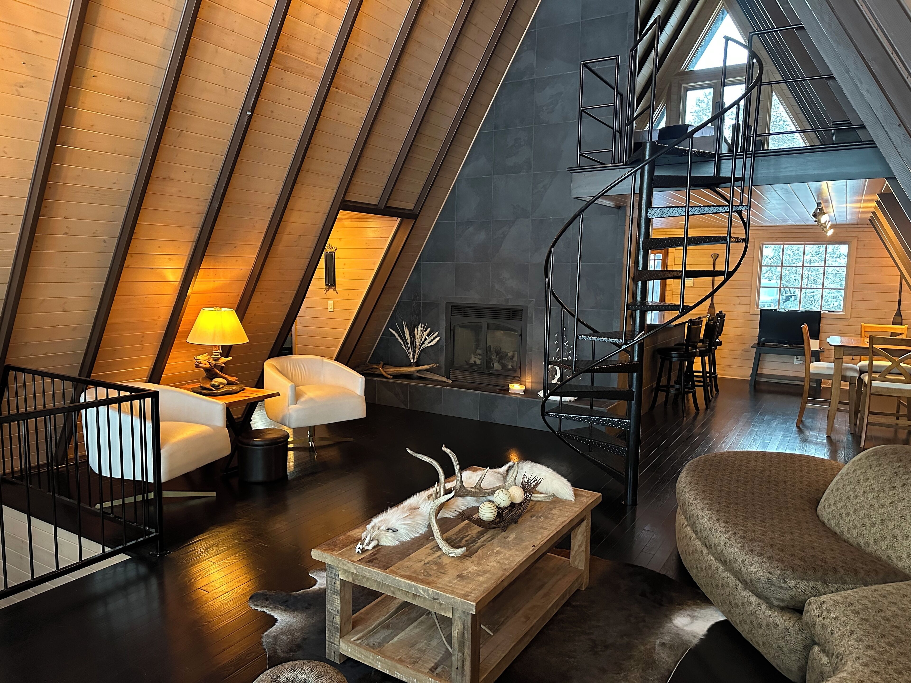 TV connectée, lecteur de DVD, chaîne hi-fi