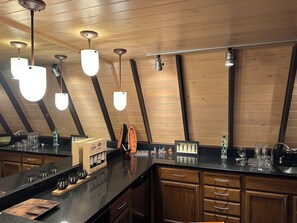 Bar (in der Unterkunft)