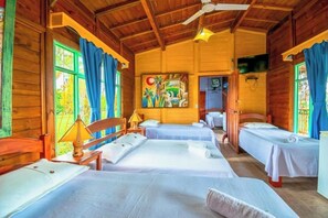 9 bedrooms, iron/ironing board, Internet, bed sheets