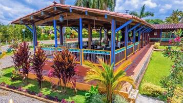 Terassi/patio