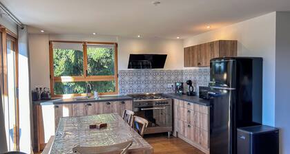 La Cabane aux Etoiles (4/6 Per), Ideal for Cocooning - Quiet View and Spa