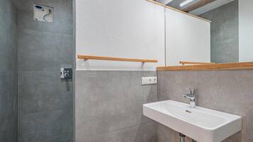 Dusche
