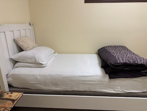 2 chambres, bureau, fer et planche à repasser, Wi-Fi gratuit