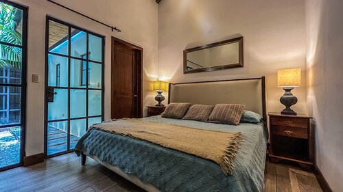 Casa Velvet Luxury and Centic House in Antigua