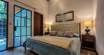 Casa Velvet Luxury and Centic House in Antigua