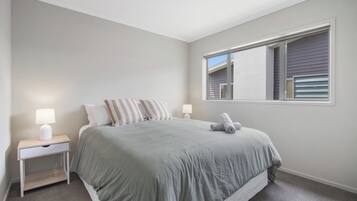 3 Schlafzimmer, Bügeleisen/Bügelbrett, Reisekinderbett, WLAN