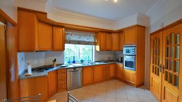 Vila | Cozinha privada | Cadeirão de bebê