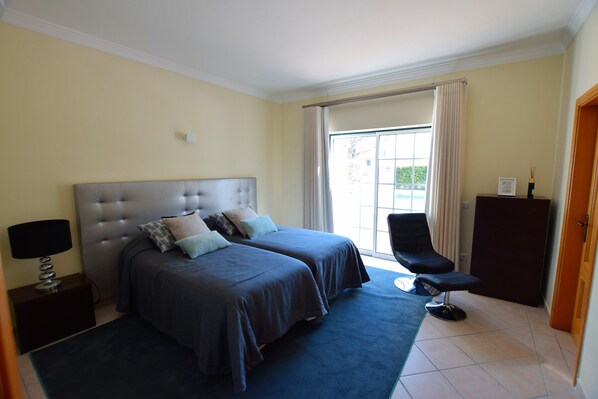 ヴィラ | 4 室のベッドルーム、客室ごとに異なるインテリア、ベッドシーツ