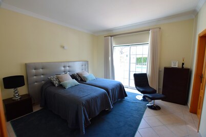 Exceptional Villa With Swimming Pool Close to Beach & Golf. Ideal for Families