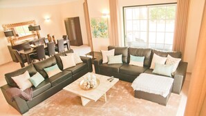 Villa | Sala de estar