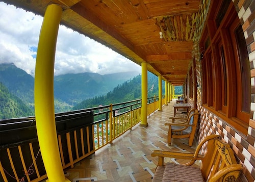 Pahadi Bliss Hotel Hostel Tosh