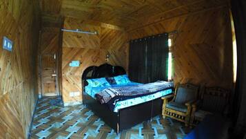 Deluxe Double Room, Mountain View | Free WiFi