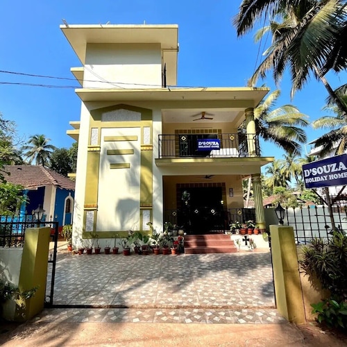 D' Souza Hoilday Home [Home Stay]