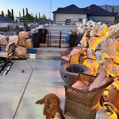 Executive 3BR • Airport 15 Min • Garage • Project-Ready• 1- Acre • I-80 Access