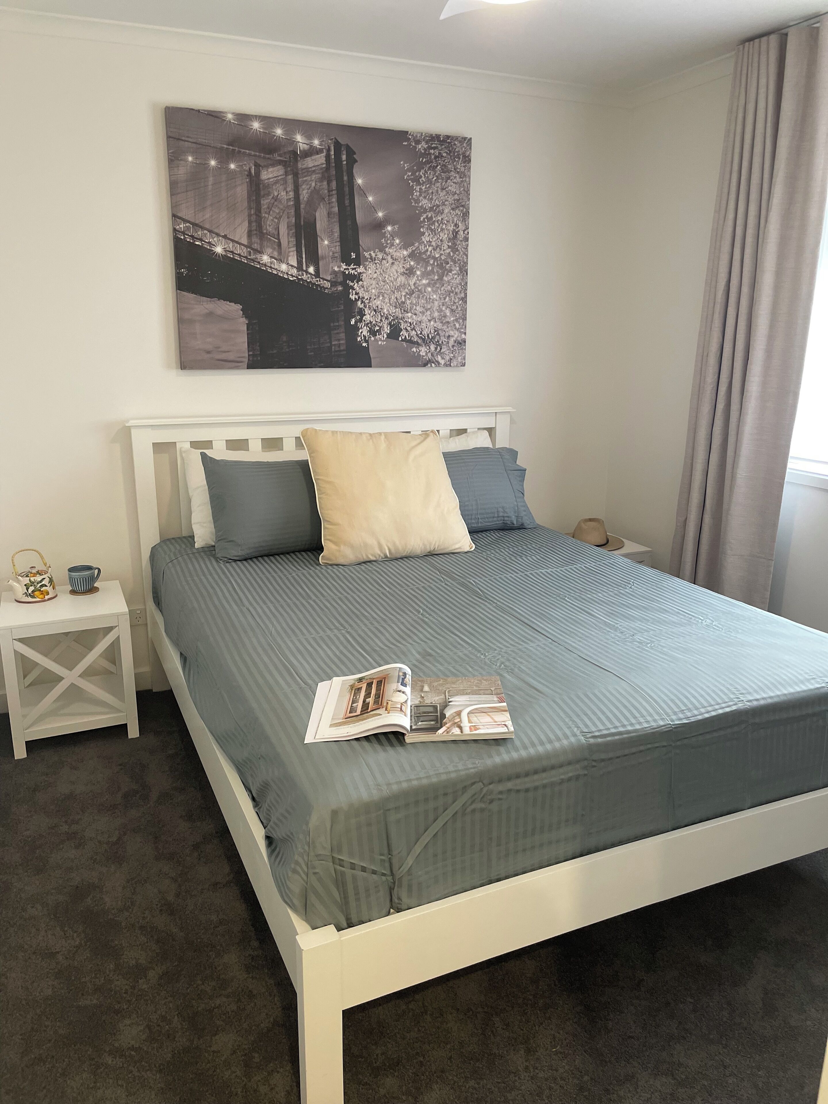 2 多间卧室、熨斗/熨衣板、WiFi、床单