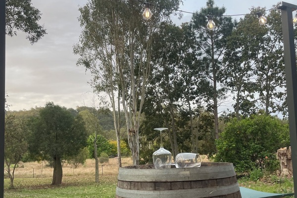 المنطقة المحيطة بالمنشأة