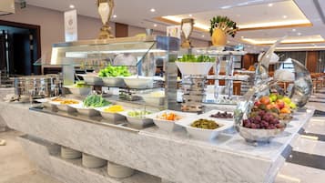 Daily buffet breakfast for a fee