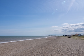 Una playa cerca
