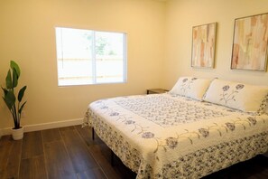 2 bedrooms, iron/ironing board, WiFi, bed sheets