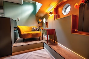TV - Luxurious wellness houseboat - Sailors Suite (Amsterdam)