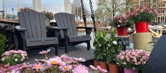 Luxurious wellness houseboat - Sailors Suite