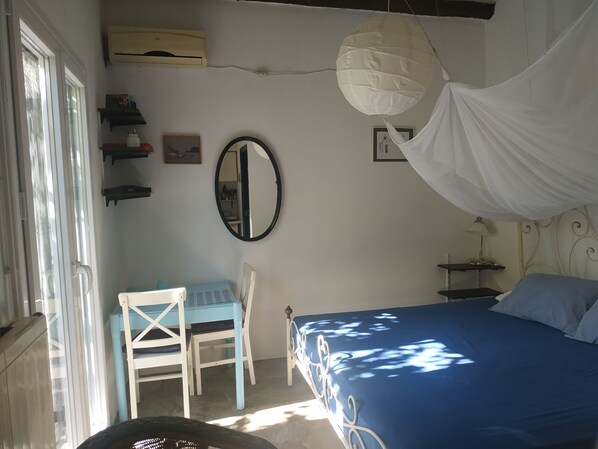 1 bedroom, Internet, bed sheets - Small cosy studio located in a completely green area (Korfu)