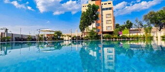 Zuke Garden & Resort