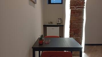 Junior Room | Dining