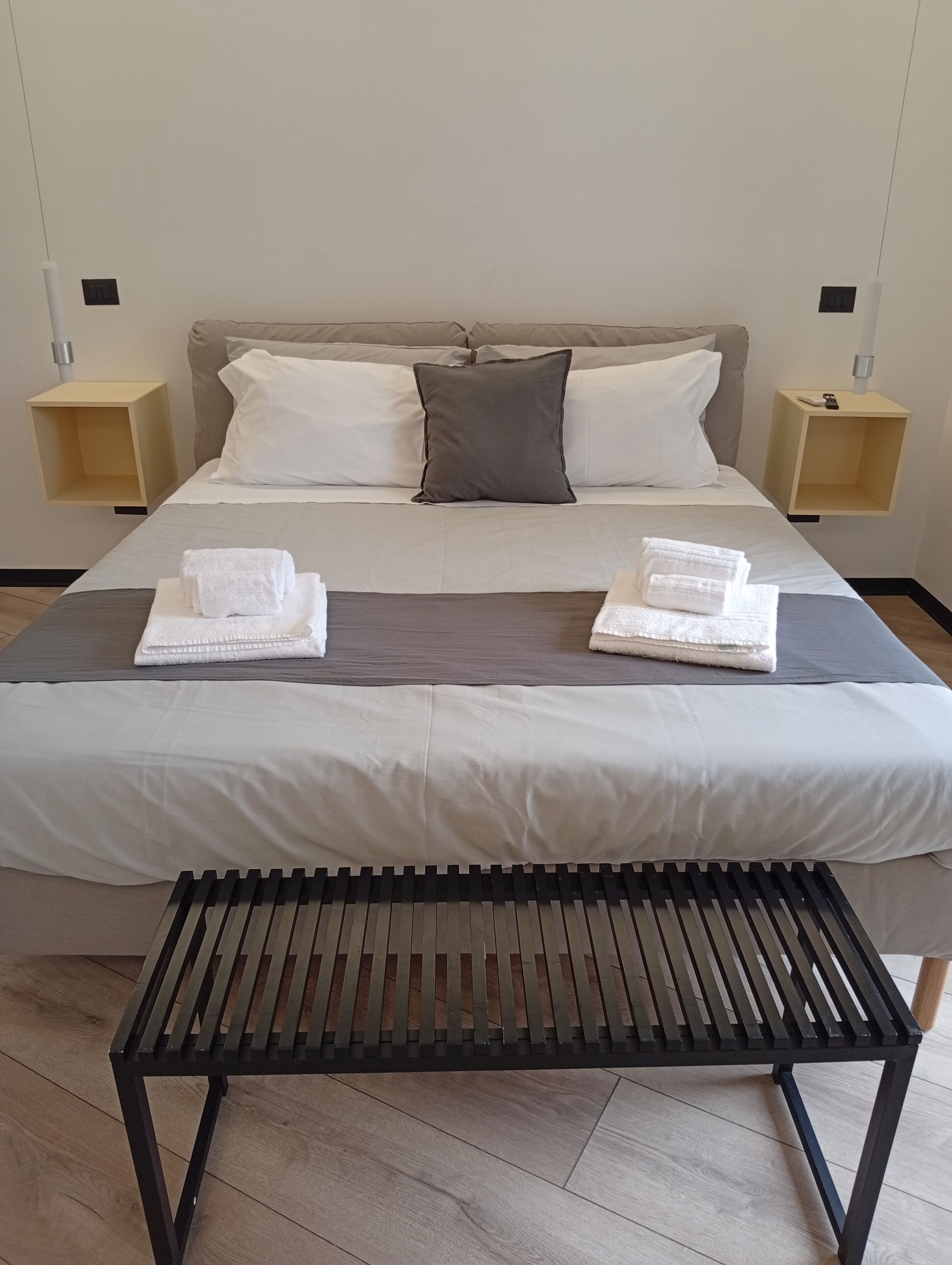 Junior-huone | Työpöytä