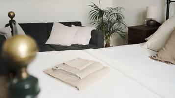 2 bedrooms, internet