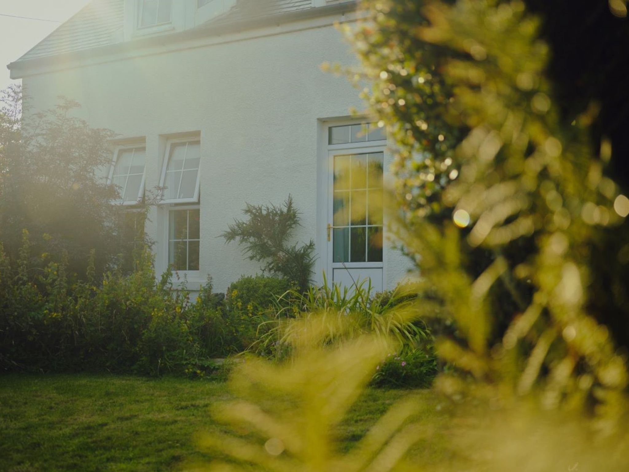 المنشأة من الخارج