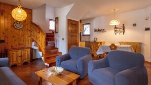 Living area - Oga Mountain Home by Interhome (Bormio)