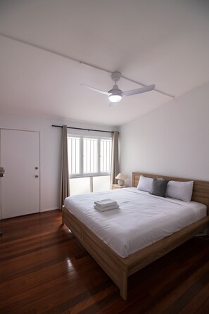 2 Schlafzimmer, Bügeleisen/Bügelbrett, WLAN, Bettwäsche