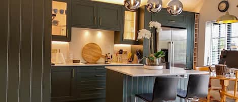 Microwave, oven, dishwasher