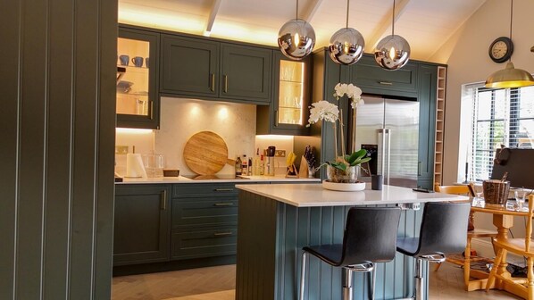 Microwave, oven, dishwasher