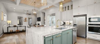 Welcome to Casa De Burreaux - Stylish Home