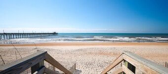 Ocean/Sound Views, Beach Access—Villa On The Blue