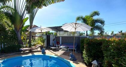 Bungalow with pool near the beach Had Mae Ramphueng/Koh Samet