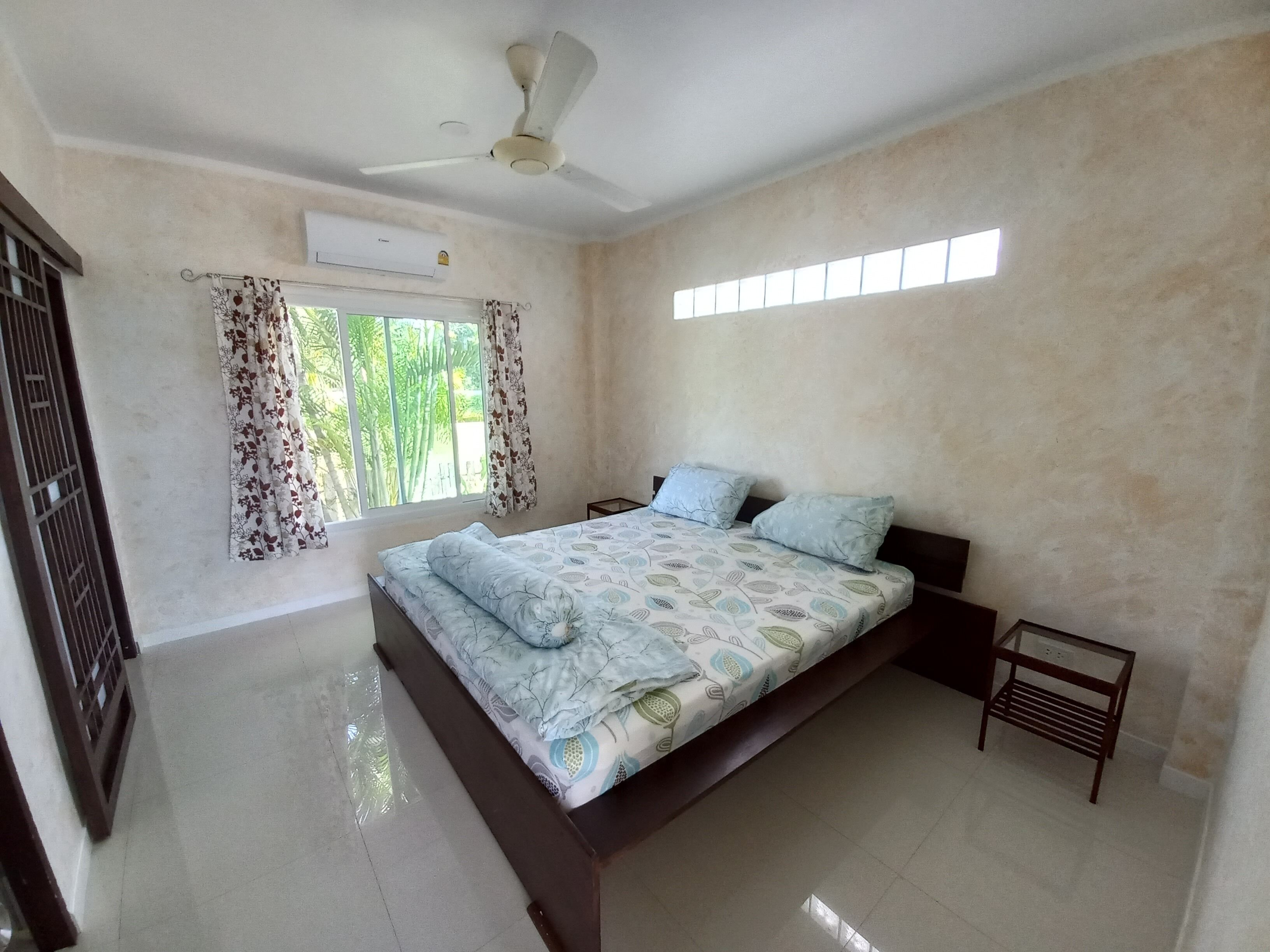 1 habitación, internet y ropa de cama 